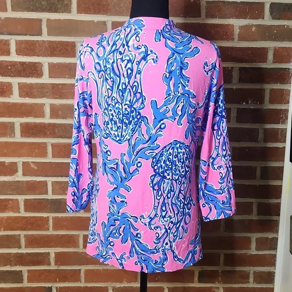 Lilly Pulitzer Pink and Blue Tunic, Size Small - Picture 5 of 10